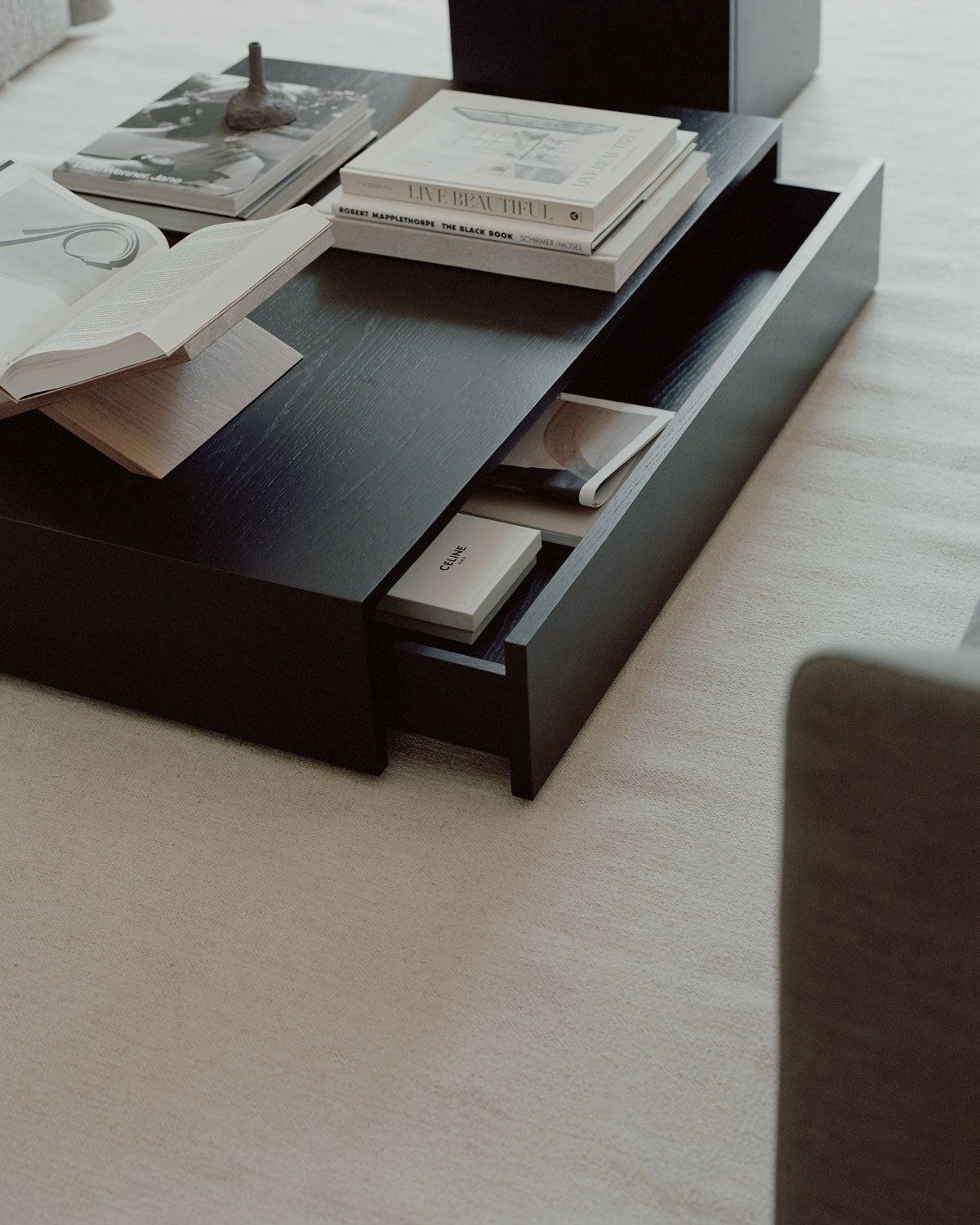 New-Works_Lifestyle_40917_Mass-Wide-Coffee-Table-Drawer_Black-Oak
