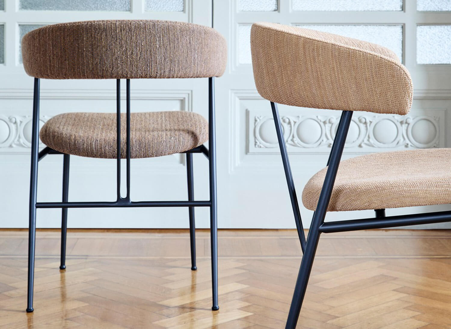 GUBI-violin-stol.jpg GUBI-violin-stol