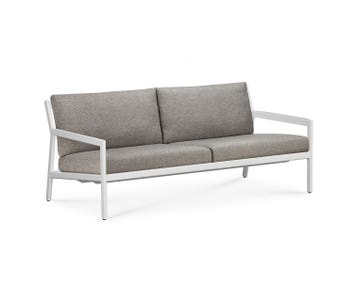 Jack 2-personers udendørssofa til din terrasse! Lavet af aluminium med Mocha-polstring fra Ethnicraft.