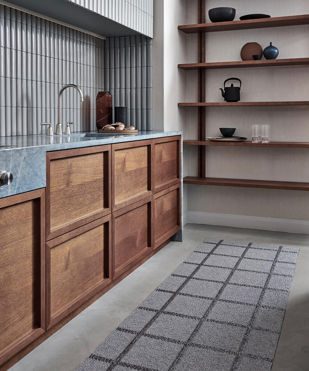 Ada-matta-gra-Pappelina.jpg Ada-matta-gra-Pappelina