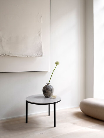 Vipp-423-Coffee-Table-Sky-Grey-Miljo