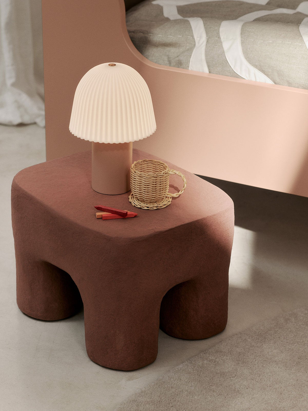 Ferm-Living-Frill-Portable-Lamp-Rose-White-Lifestyle