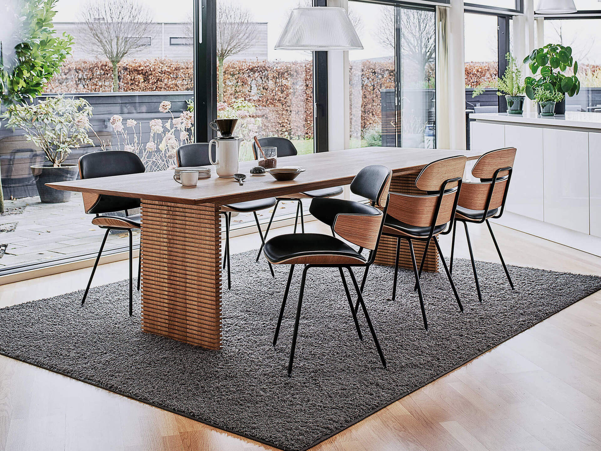 Naver_Brand-Header-Dark.jpg Naver_Brand-Header-Dark