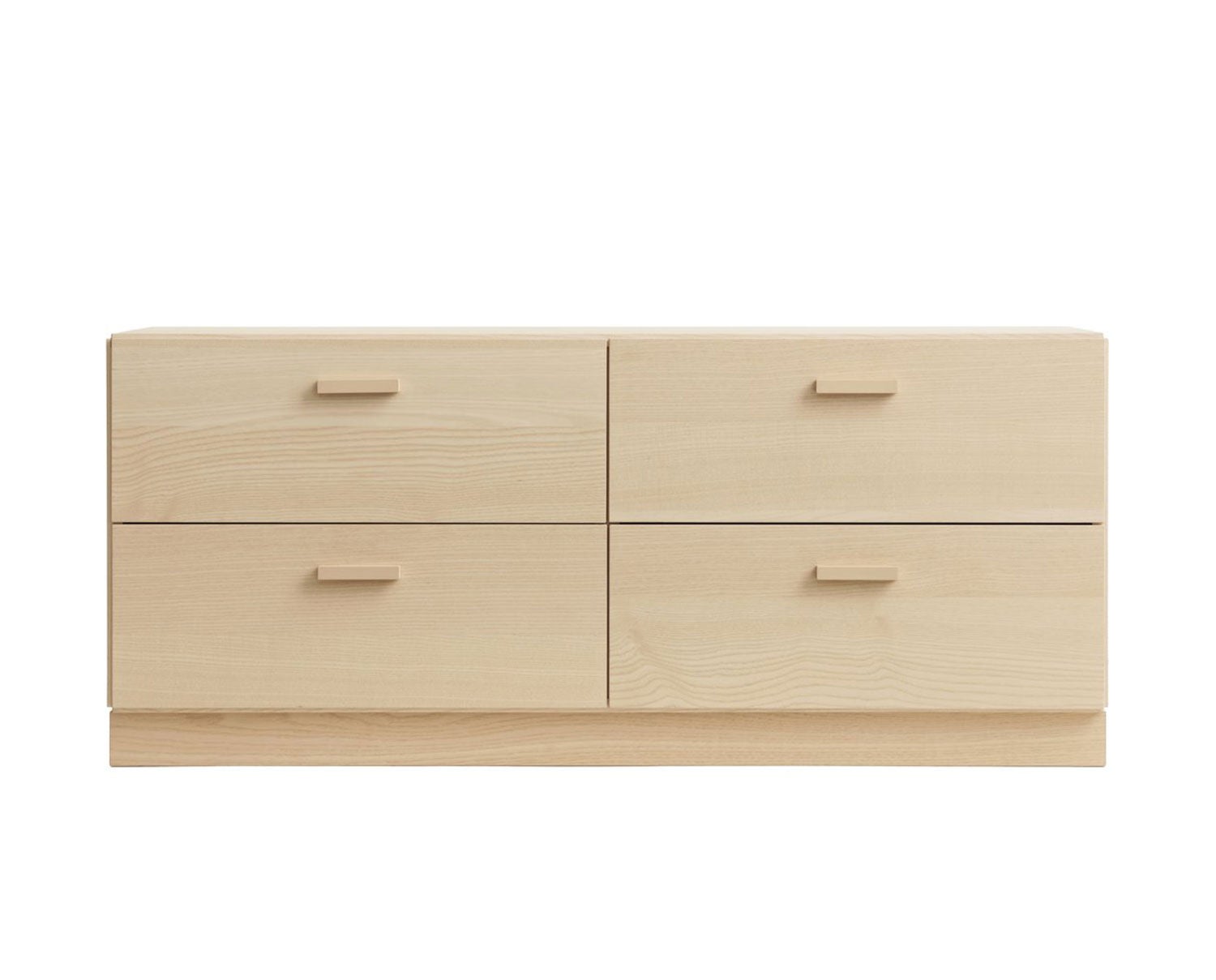 Relief Kommode Lav Ask | Sokkel
