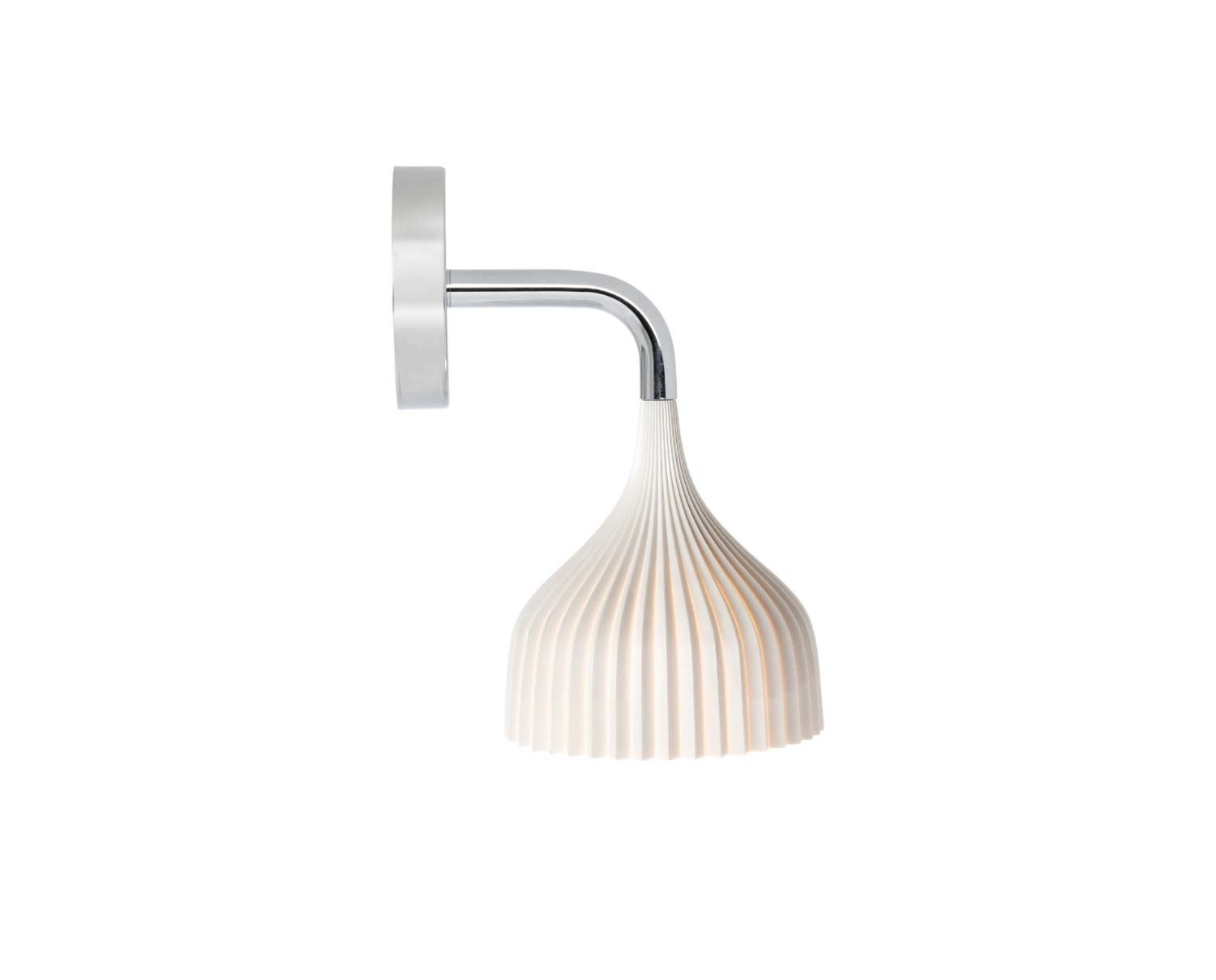 E-vägglampa-Q7-vit-2-Kartell