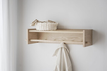 Hillmond-Hatthylla-Vitpigmenterad-Ek-Miljo_1