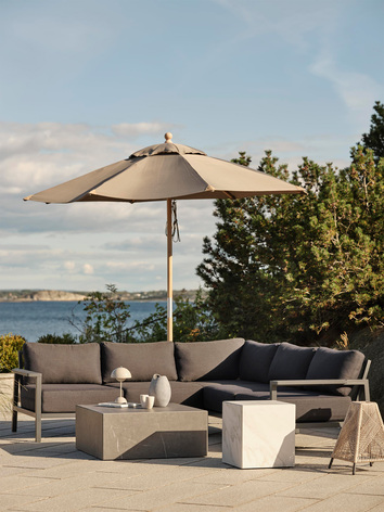 Reggio-parasoll-8845-25-Taupe-Natur-miljo-05