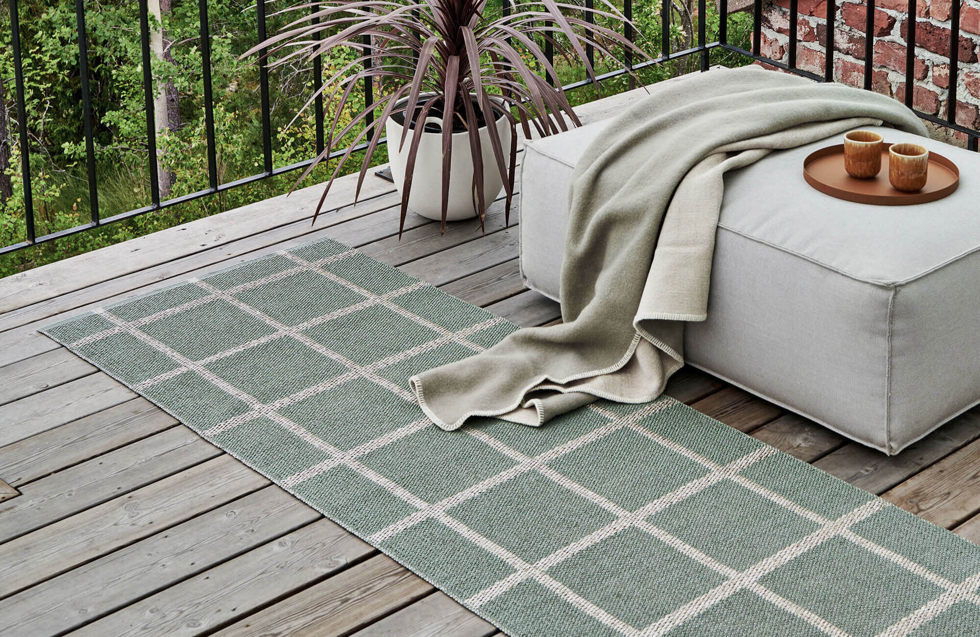 Matta-utomhus-header-1.jpg Matta-utomhus-header-1.jpg