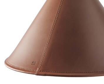 Namibia-Pendel-Montana-Cuero-Detalj