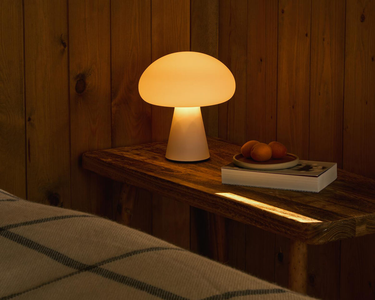 GUBI-Obello-lampa.jpg GUBI-Obello-lampa