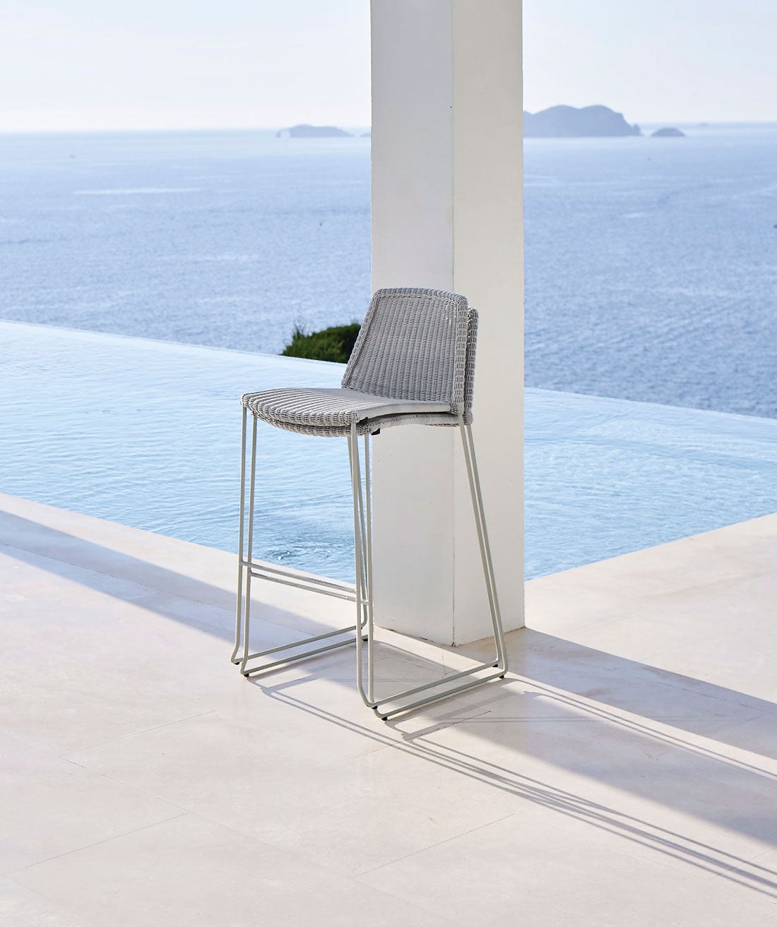 Breeze_barstool_stacking_white_f7-(2)
