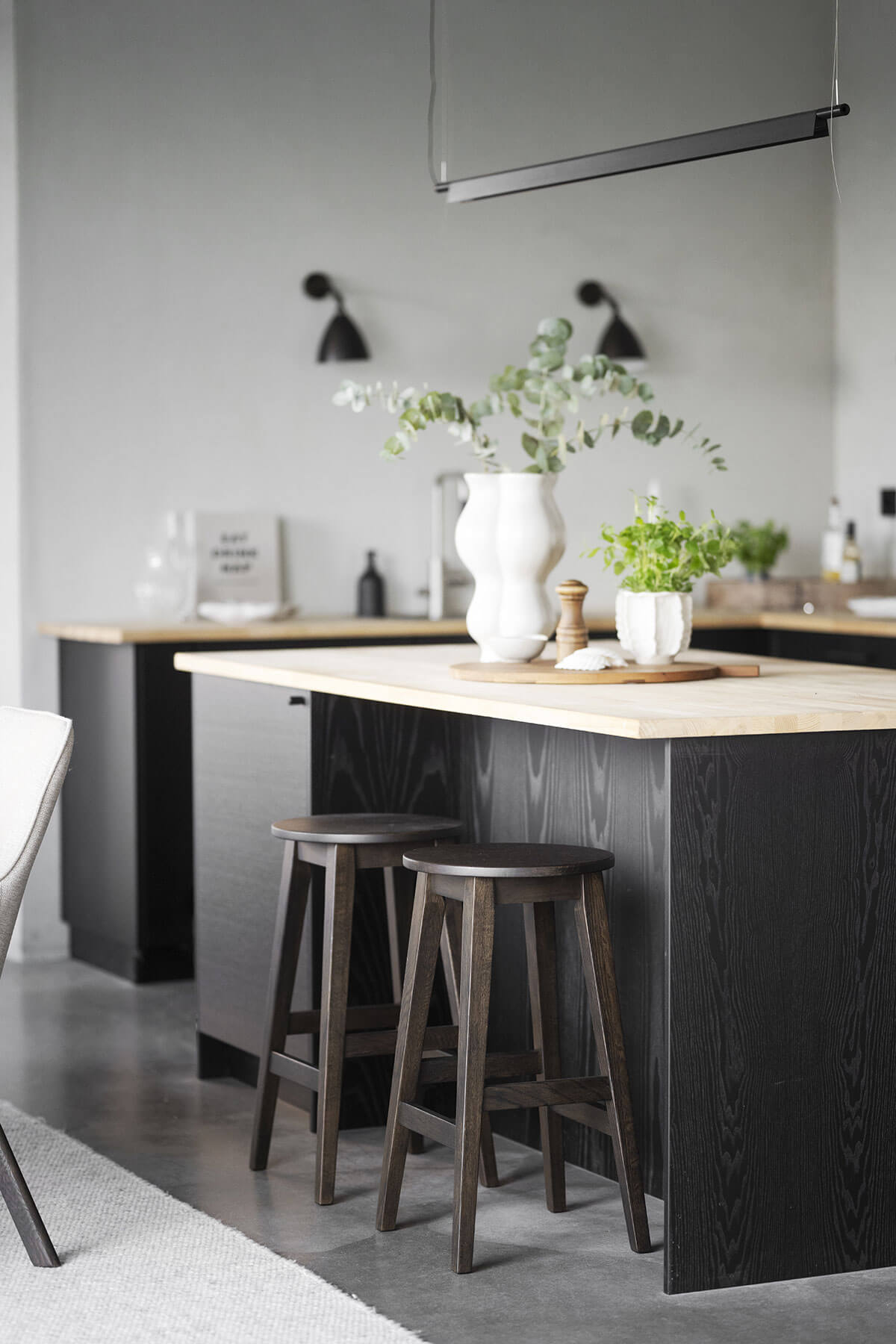 Austin-Barstol-Brun-Miljo-Rowico-Home.jpg Austin-Barstol-Brun-Miljo-Rowico-Home.jpg