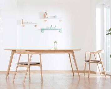 Stafa-Table-Muna-Chair-miljo-Gazzda