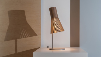 Secto-4220-borslampa-Secto-Design-lifestyle01