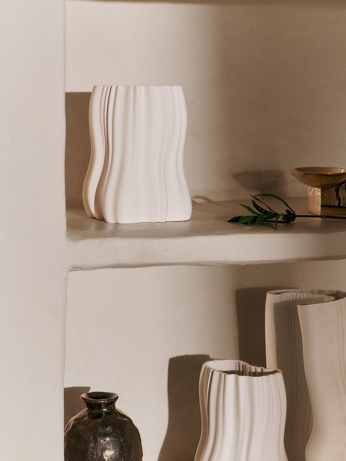Ferm-Living-Moire-Vase-H20-Lifestyle