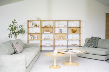 HOBART_coffee_table_in_lacquered_oak