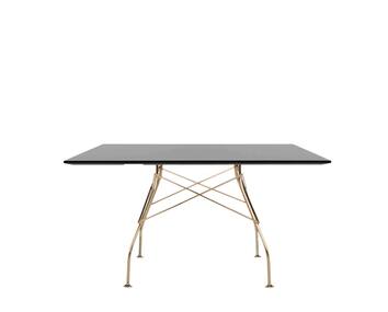 Glossy-bord-130x130-svart-guld-Kartell