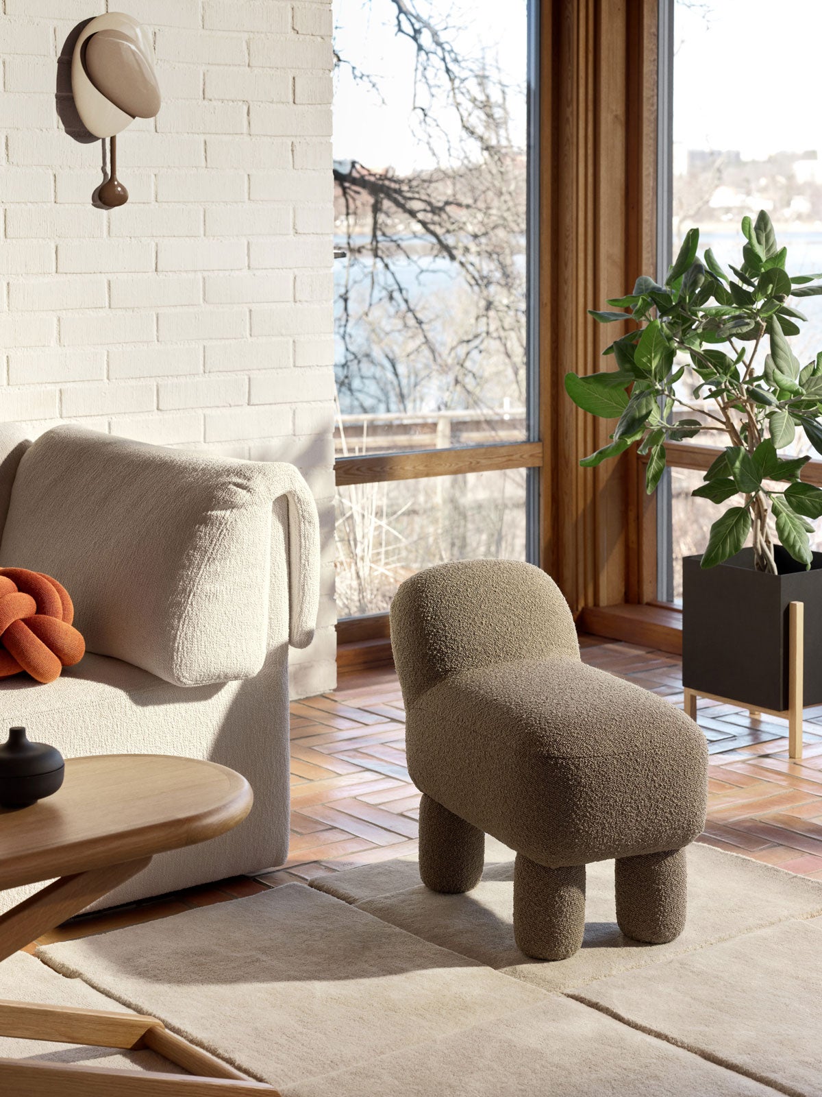 Lulu-Pouf-Brown-Miljo