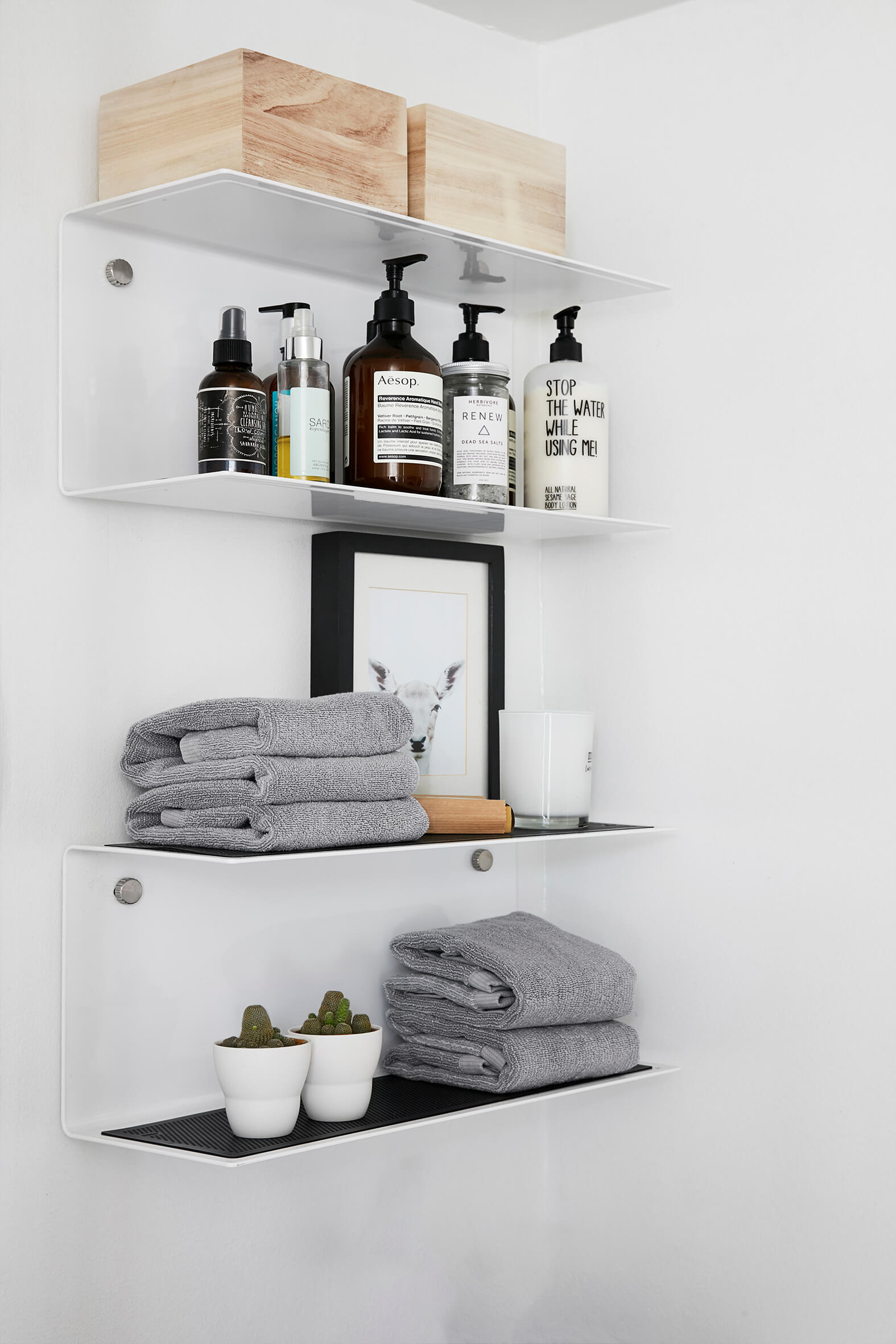 Vipp-ArtDirector-Bathroom03