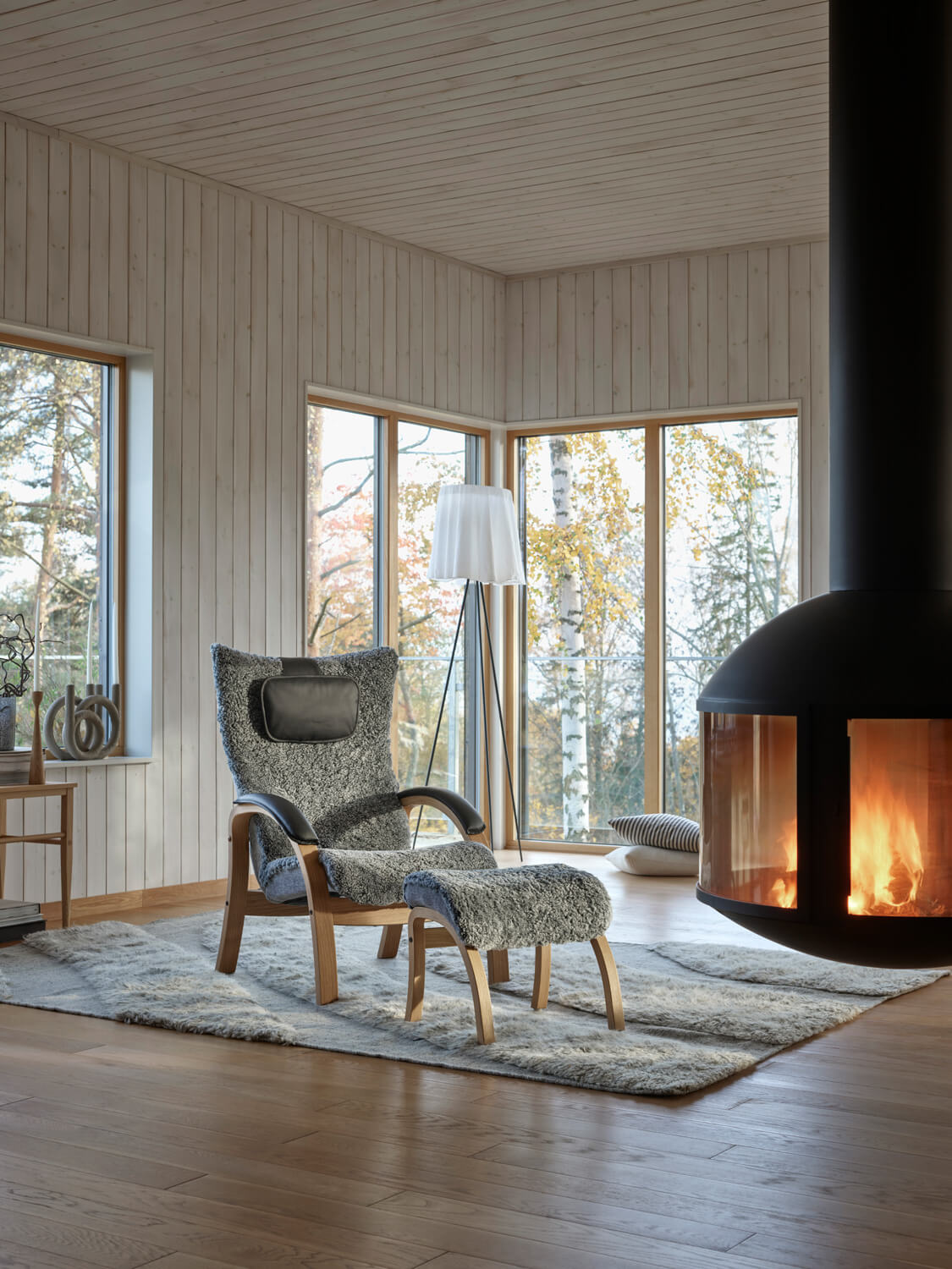 Fåreskind lænestol - Easy fra Confrom - tibergsmobler.dk