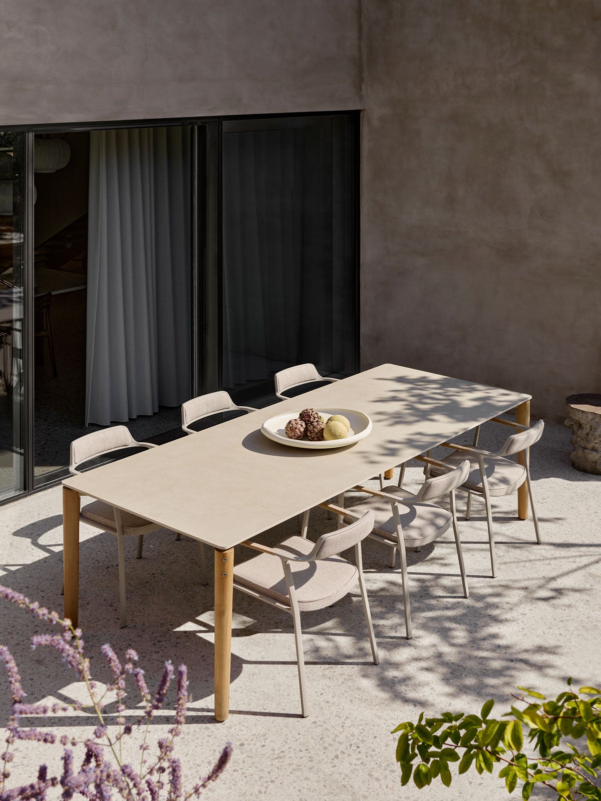 Vipp-719-Outdoor-Table-Miljo-1