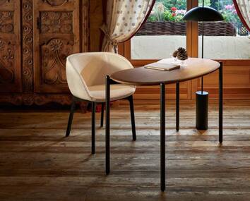 lunat-skrivbord-miljö-kartell