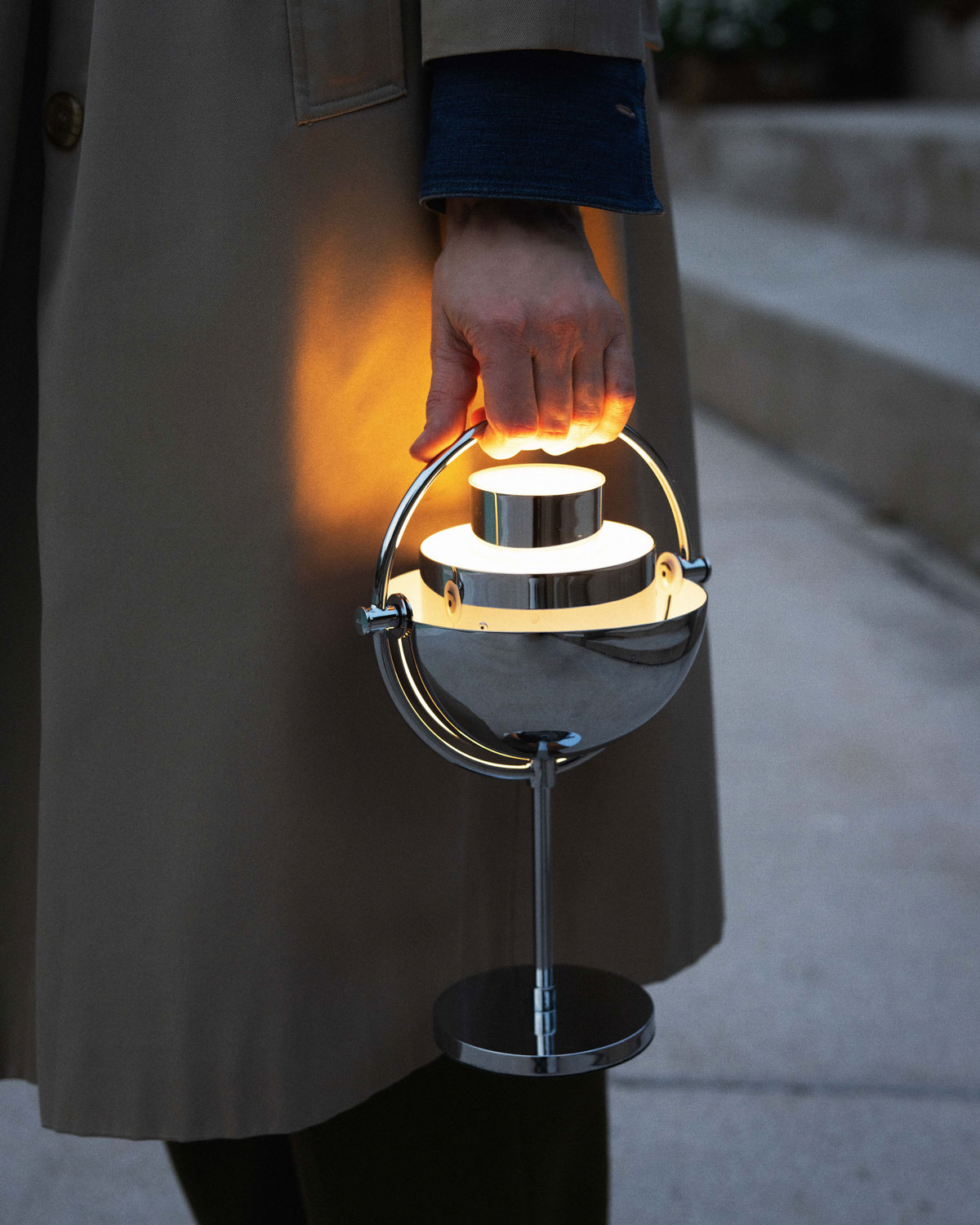 Multi-Lite-Portable-Chrome-Miljo.jpg Multi-Lite-Portable-Chrome-Miljo.jpg