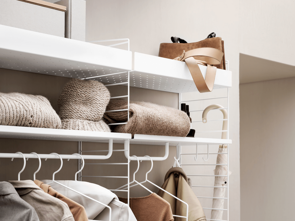 string-system-hall-garderob-vit.png string-system-hall-garderob-vit