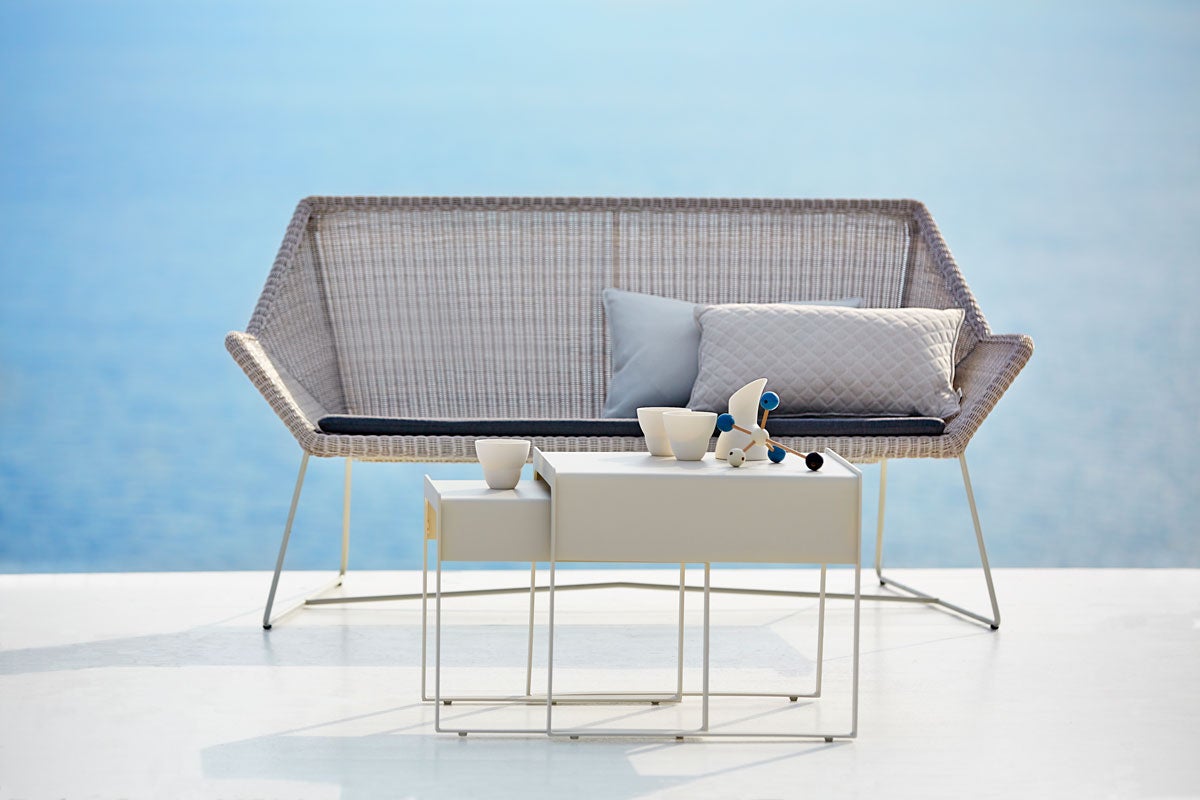 Breeze-sofa_white