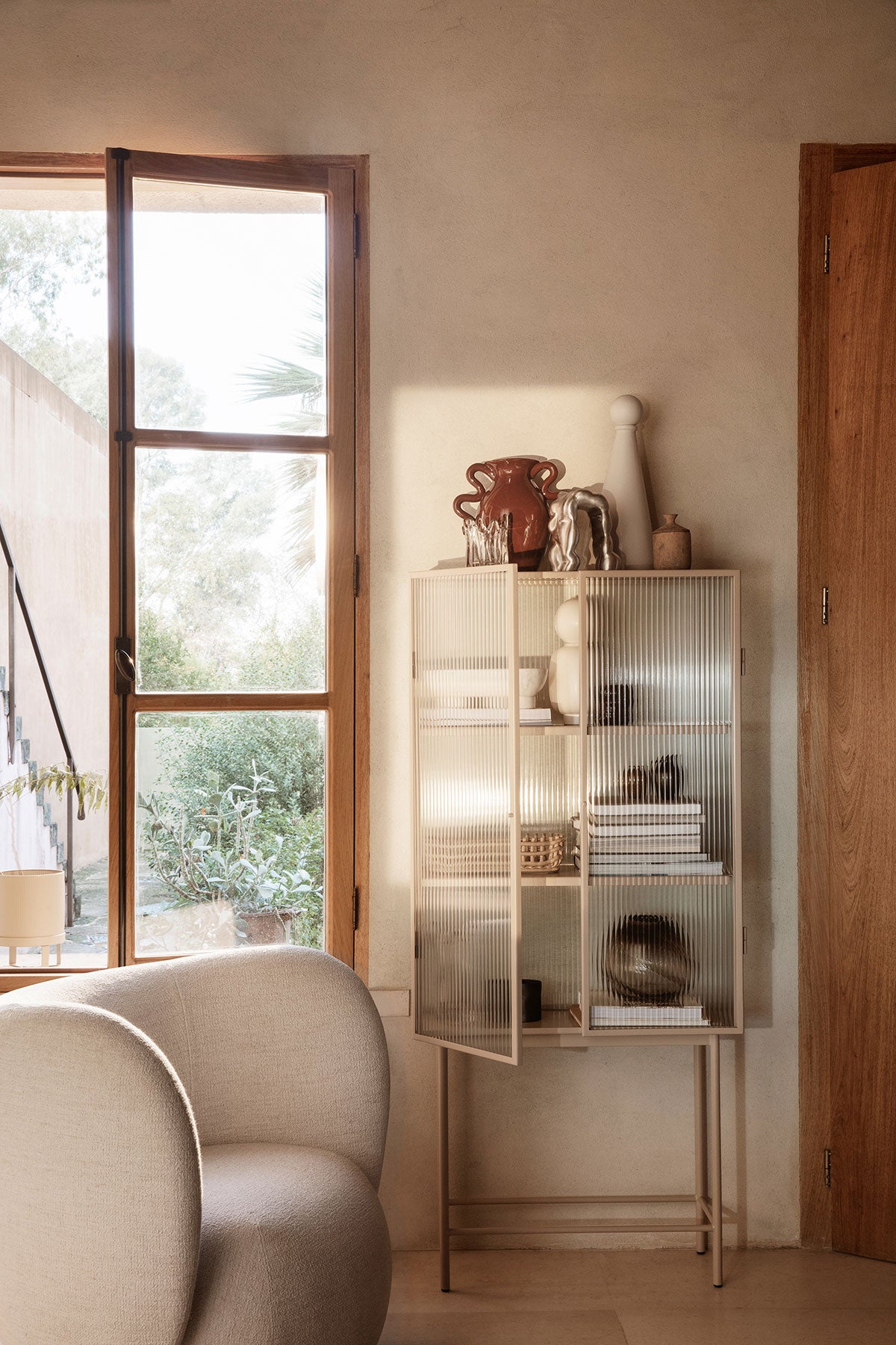 Ferm-Living-Haze-Vitrine-Cashmere-Lifestyle