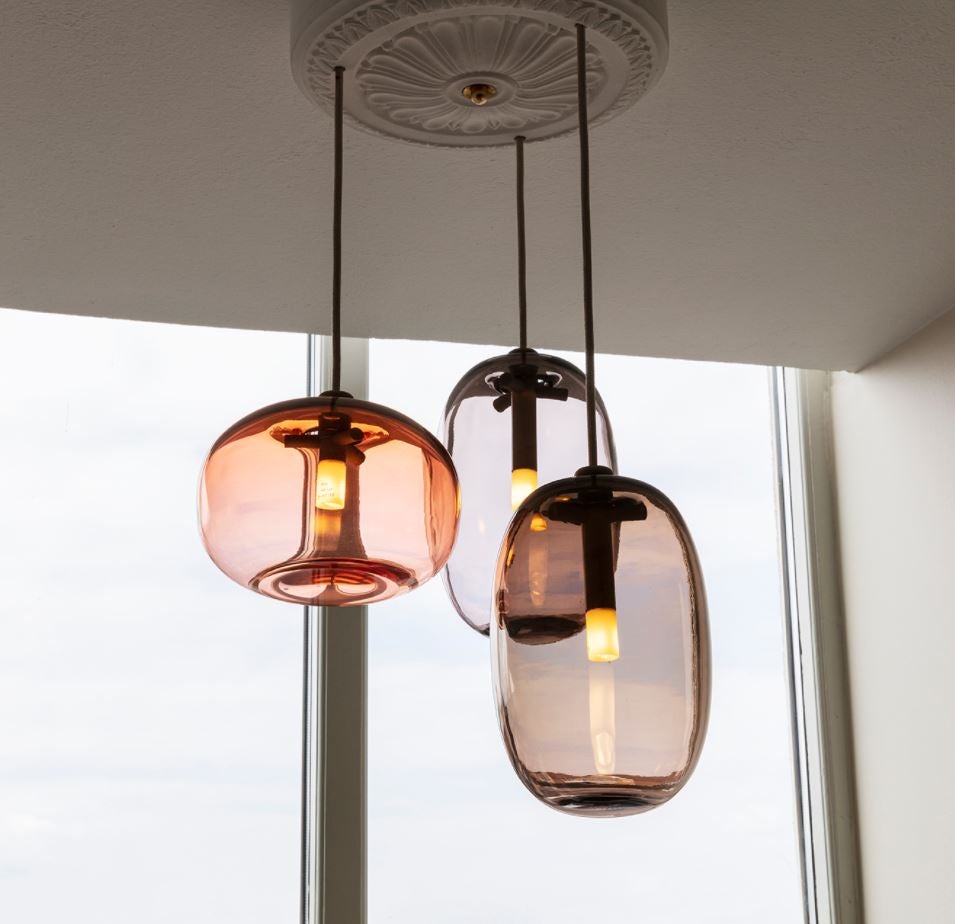Pebble-pendellampa-glas.JPG