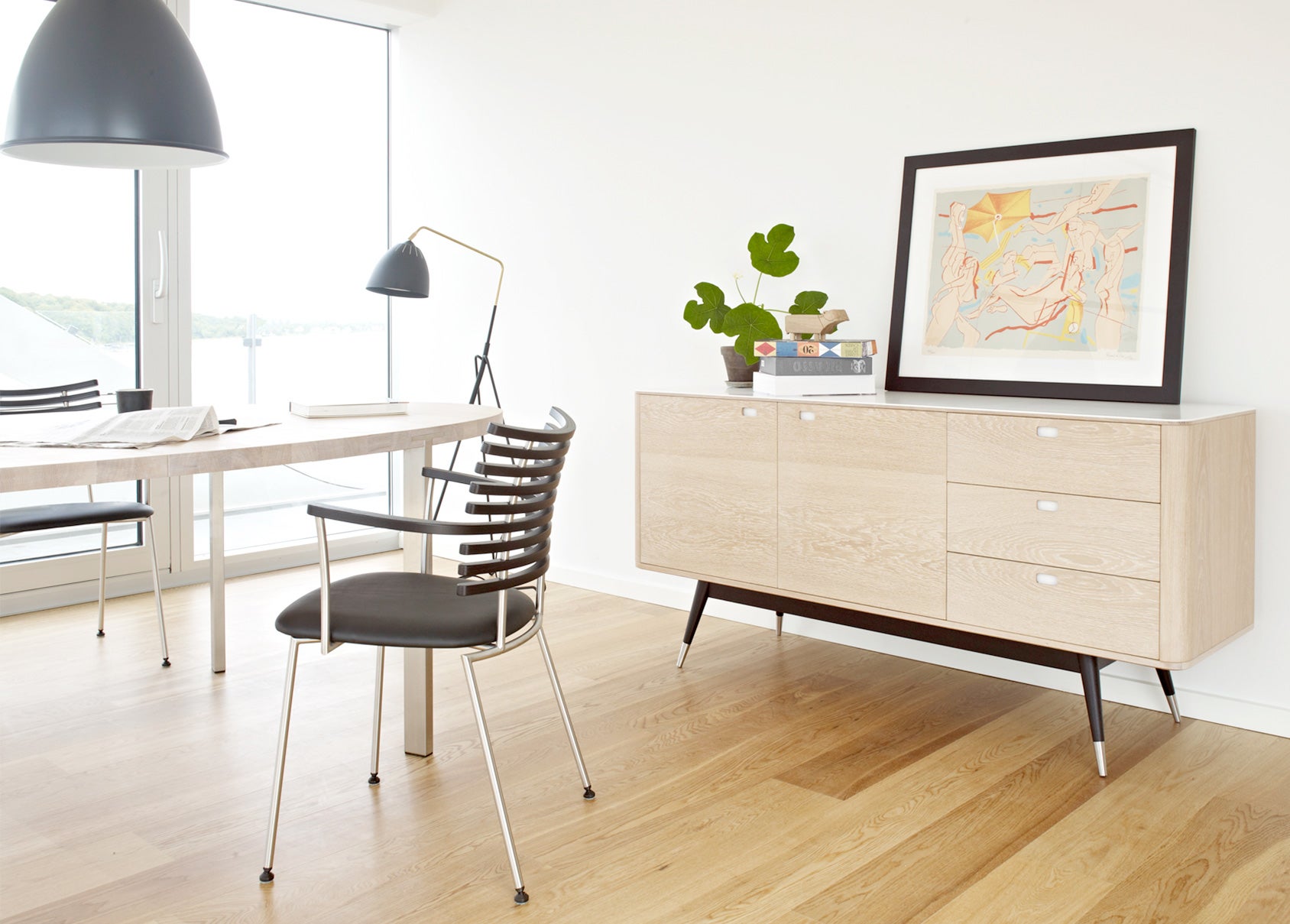 ak2630_ek_svarta_ben