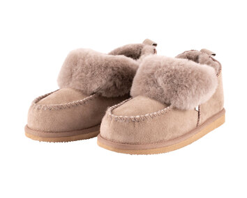 Albina-tofflor-shepherd-stone-1951025-sida