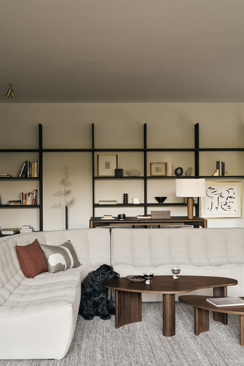 Boomerang-Soffbord-126-Brun-Teak-Miljo