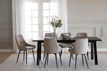 Winnipeg-Matbord-Svartlackad-Ek-Miljo