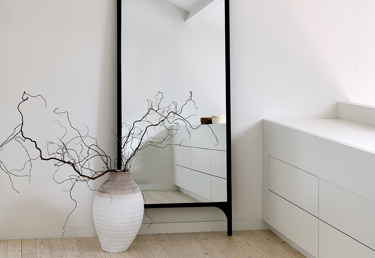 PI-Golvspegel-80x200-Miljo-hall.jpg PI-Golvspegel-80x200-Miljo-hall.jpg