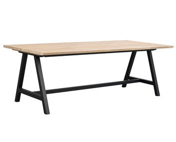 120340_b_Carradale_A-table_whitepigm._oak_black