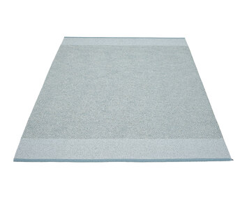 Edit-Matta-Dove_Blue-Blue_Fog-Stone-Metallic-180x260-cm