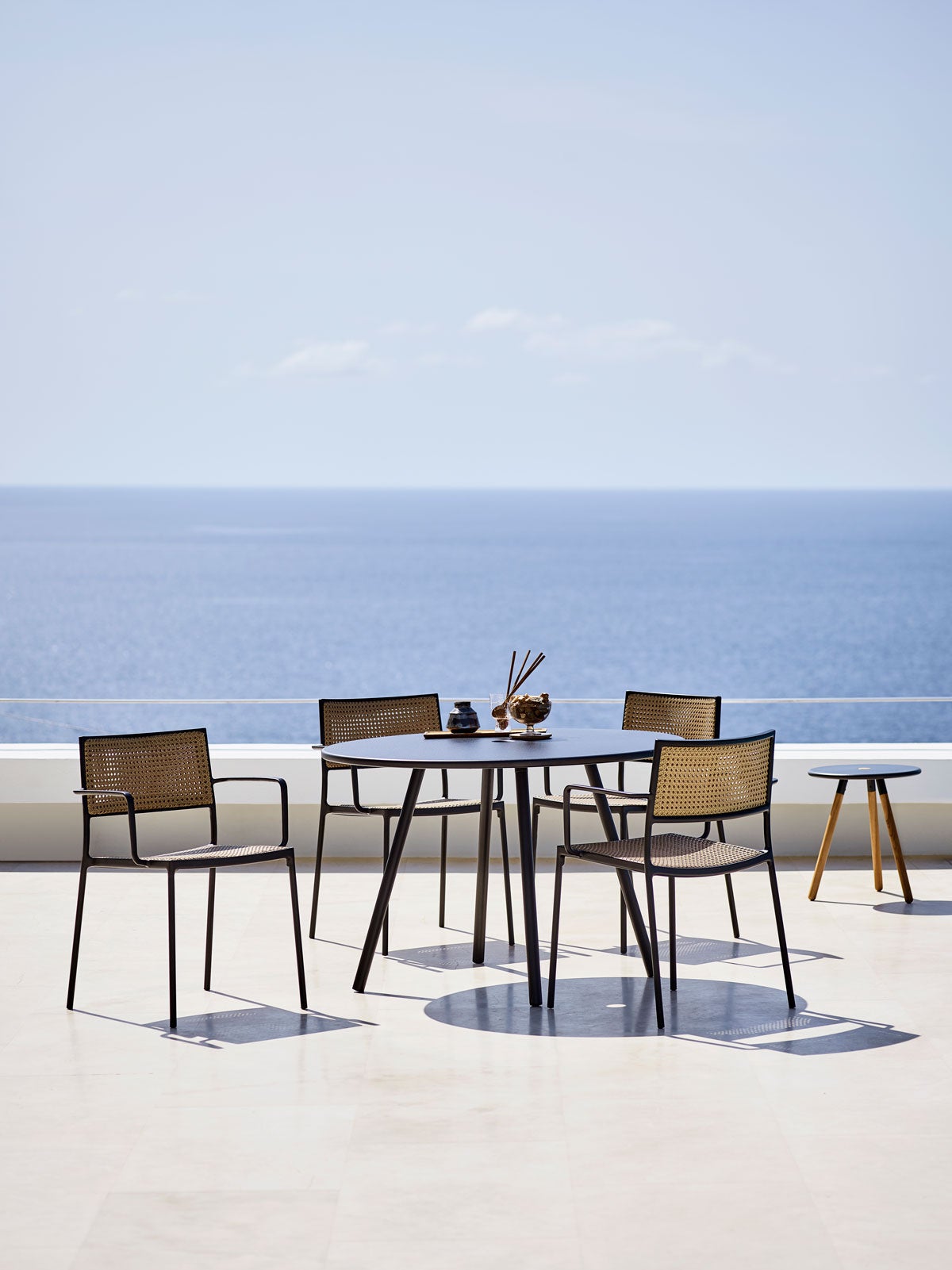 Less_chair_lavagrey-french-weave_area_table_f7-(2)