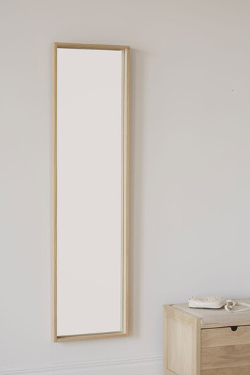 Hillmond-Spegel-150x40-Vitpigm-Ek-Miljo