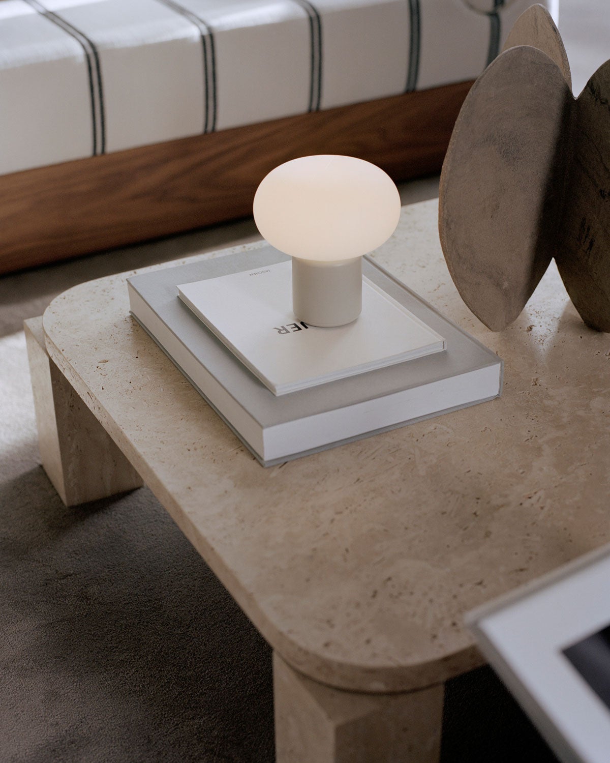 Karl-Johan-Portabel-Light-Grey-Miljo