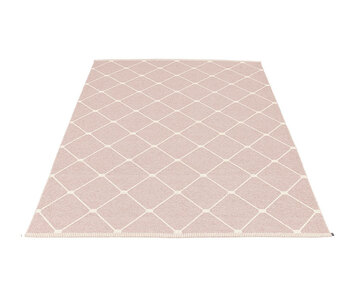 regina-180-pale-rose-matta-pappelina