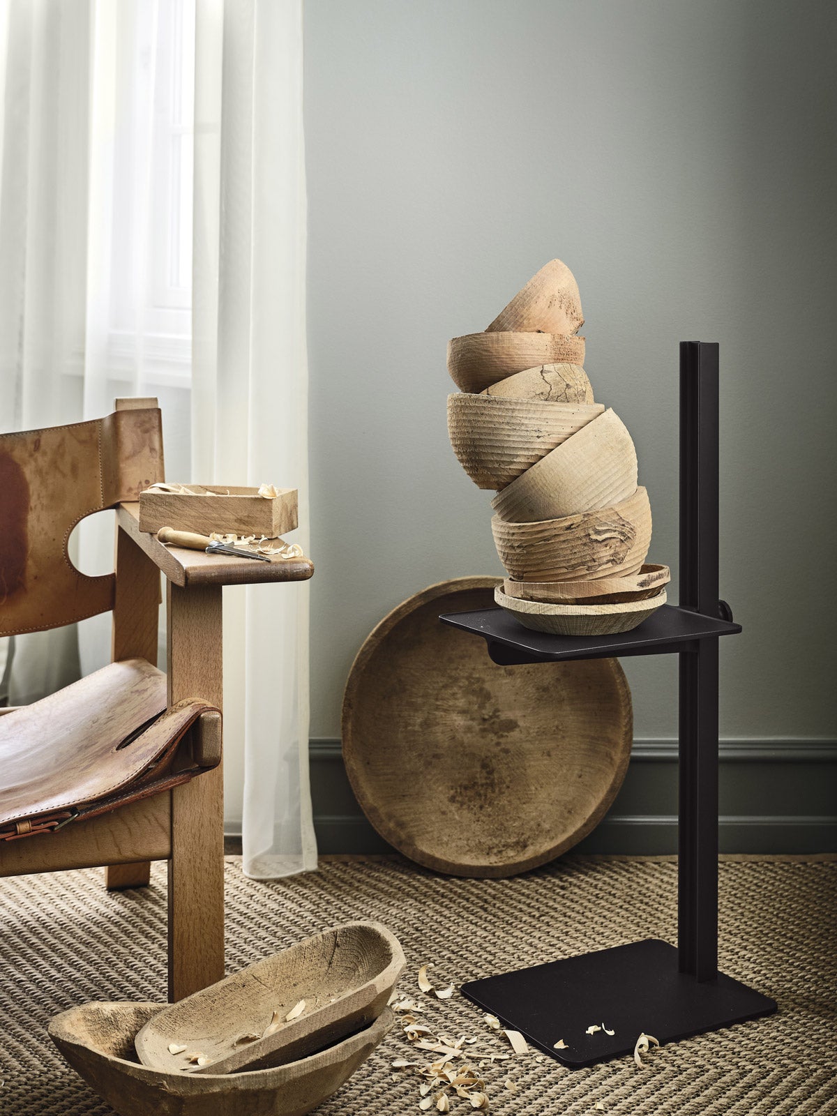 museum-sidetable-inspiration-brown