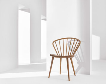 Stolab-Miss-Holly-stol-0202