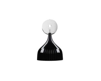 E-vägglampa-Q8-Black-2-Kartell