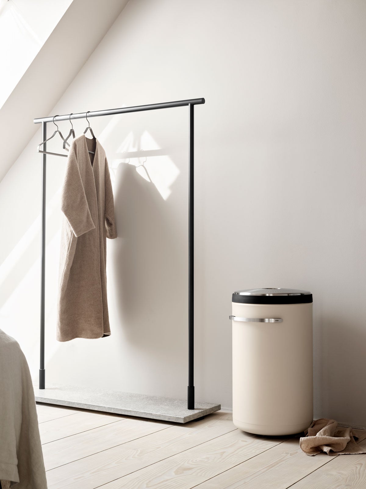 Vipp-441-Laundry-Basket-Beige-Miljobild