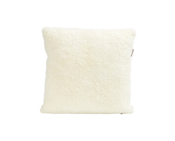 Alice-Farskinnskudde-50x50-Vit