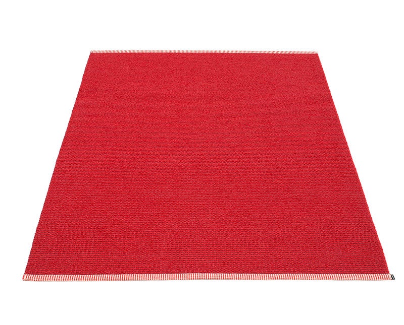 mono-dark-red-140