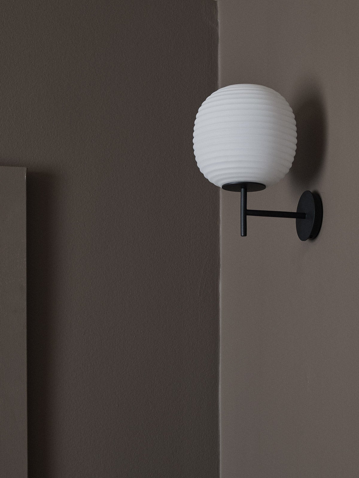New-Works_Our-Copenhagen-Home_2019_Lantern-Wall-Lamp_1