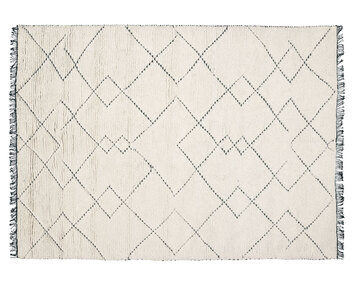 Linie_Design_Torun_Black_Packshot